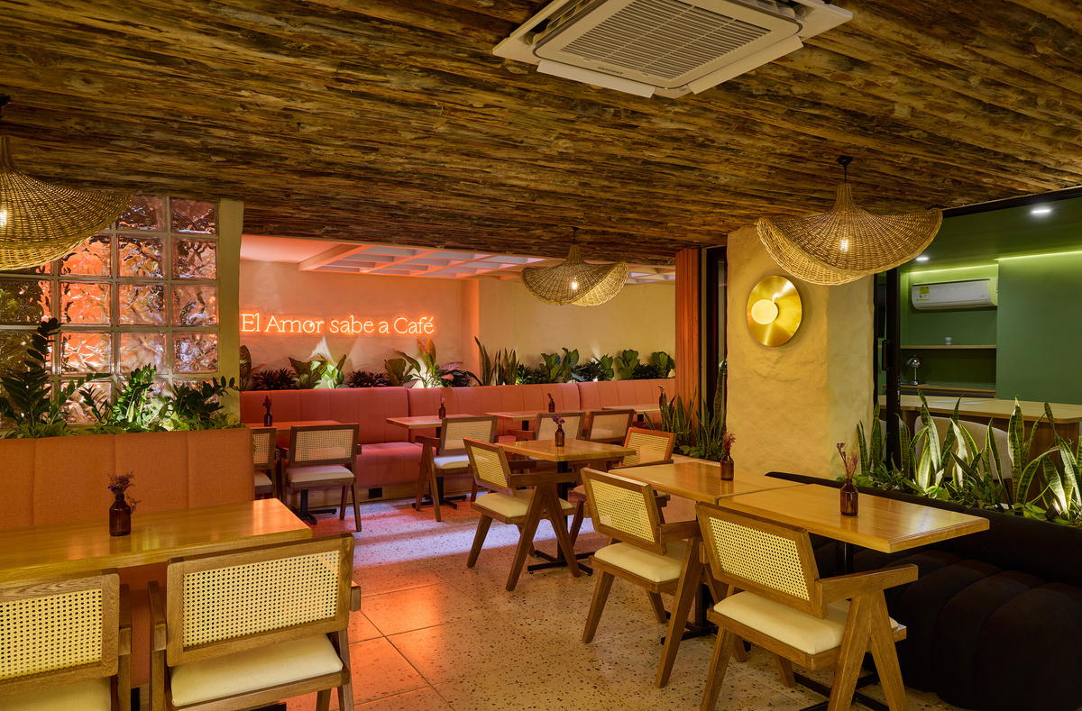 Amelier Café en Sonata 44